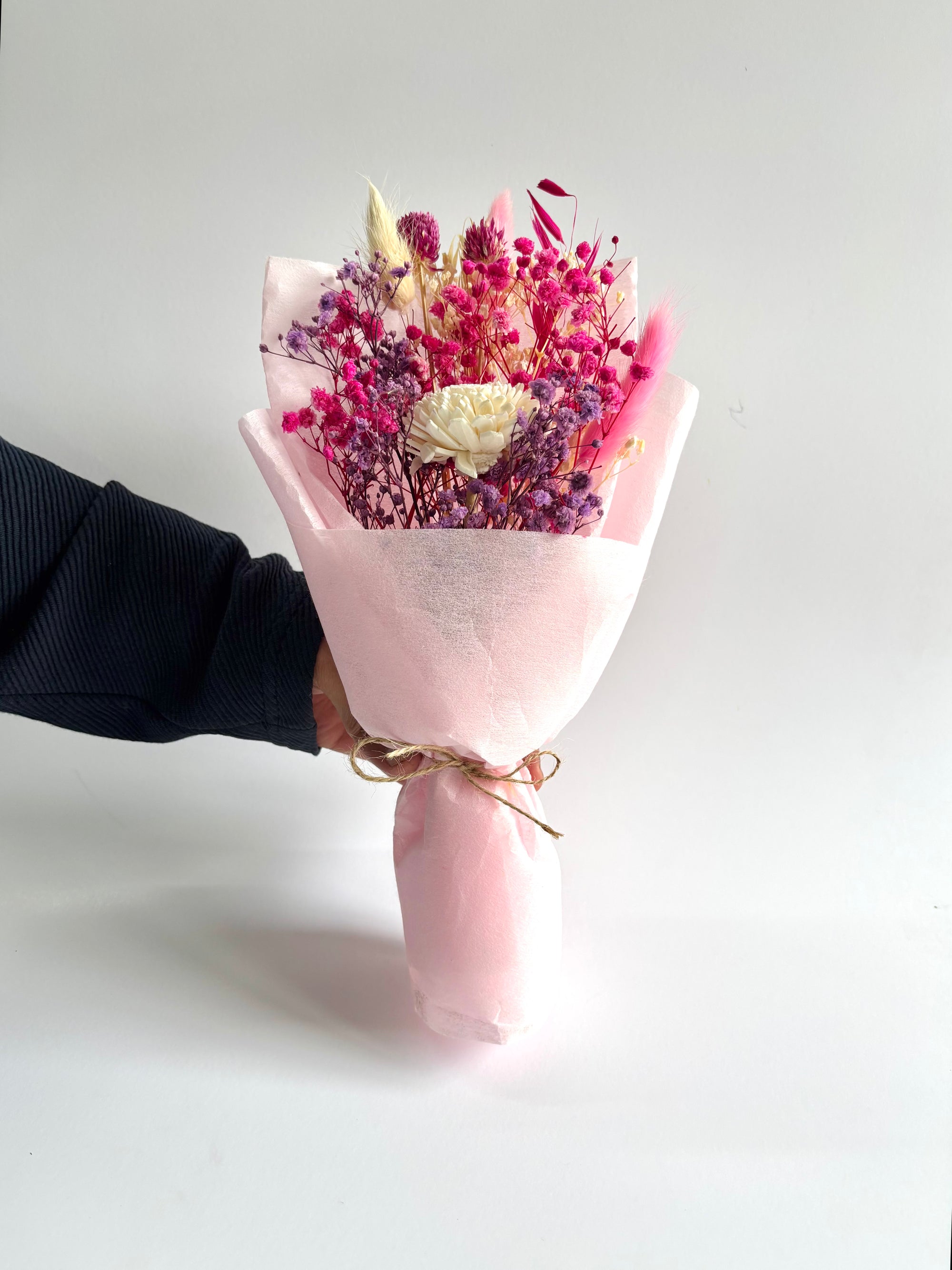 BERRY BLOOM MINI DRIED FLOWER BOUQUET