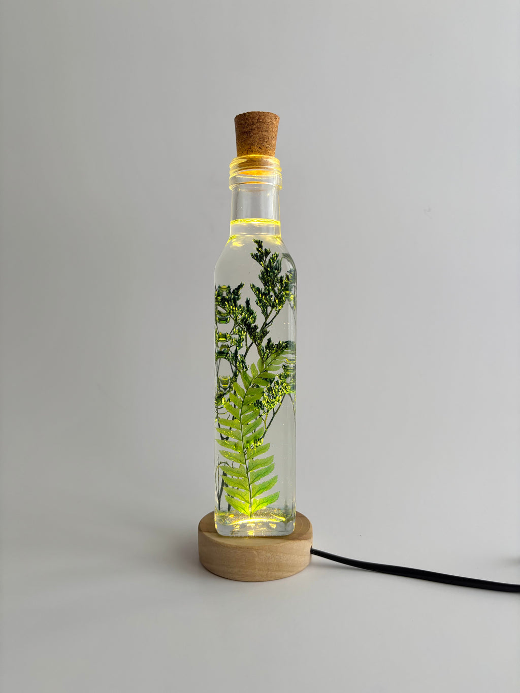 Feathery Embrace Preserved Flower Tabletop