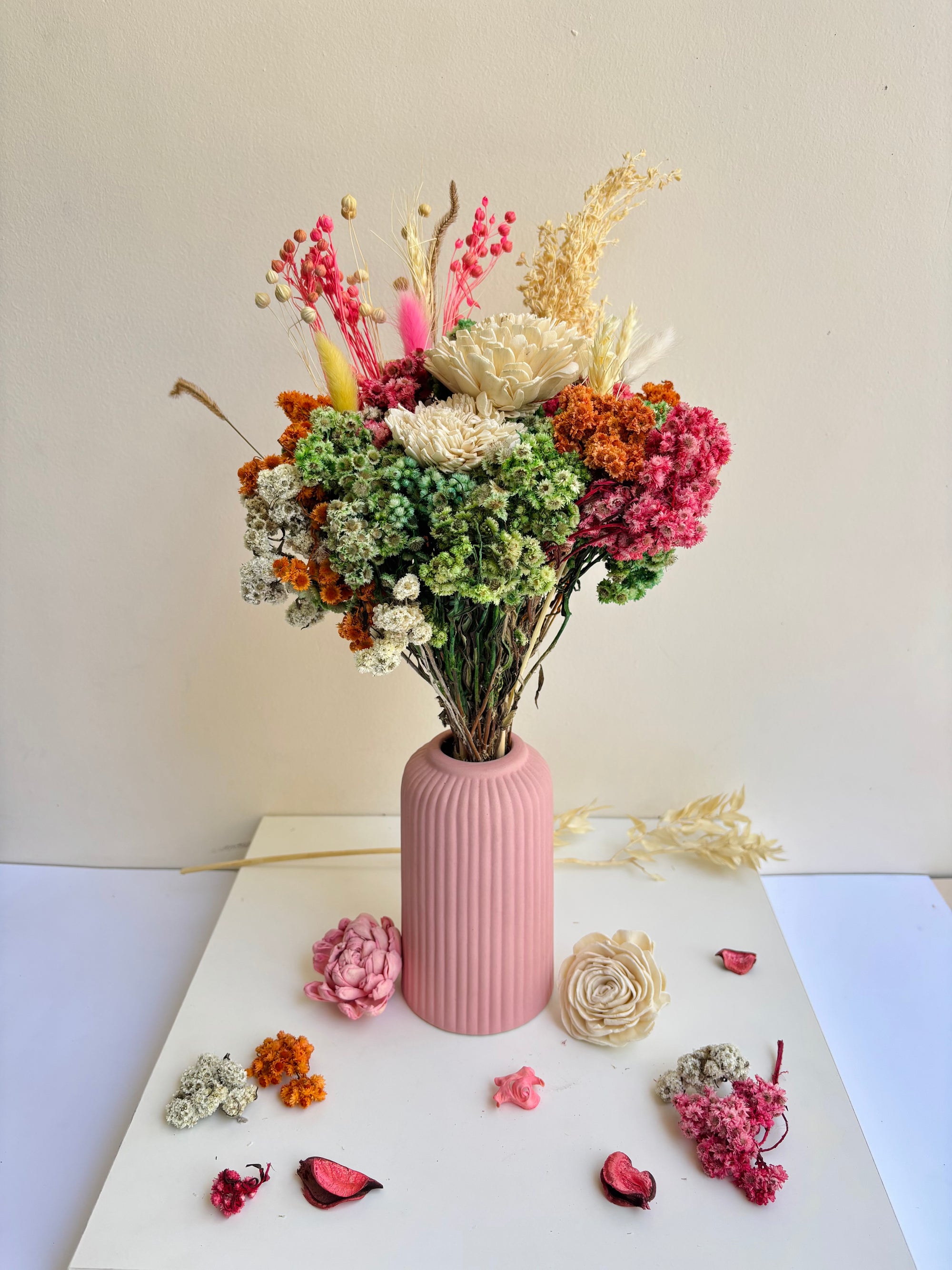 TROPICAL SUMMER DRIED FLOWER BOUQUET