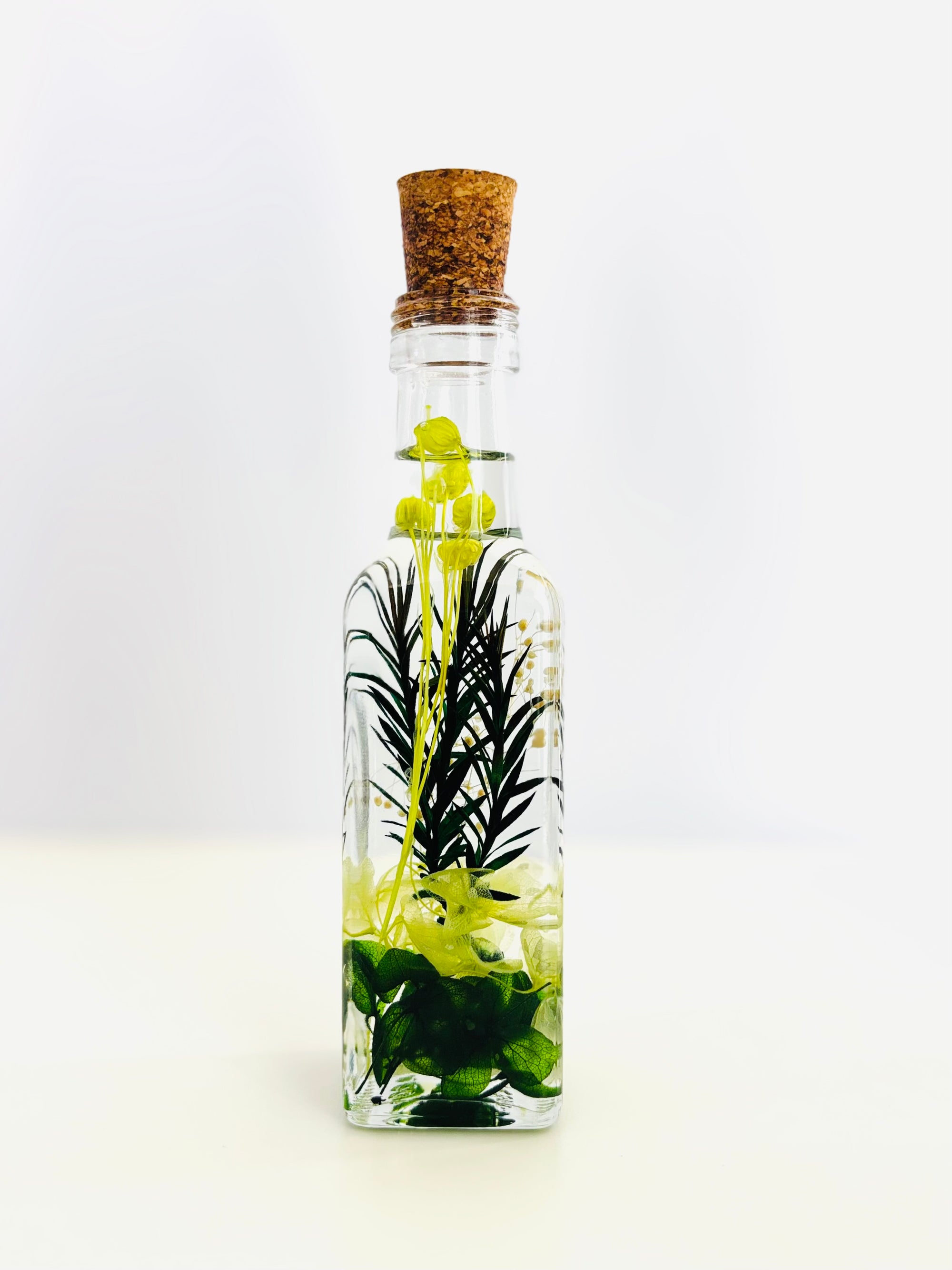 Emerald Beauty Preserved Flower Tabletop