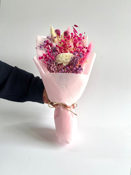 BERRY BLOOM MINI DRIED FLOWER BOUQUET