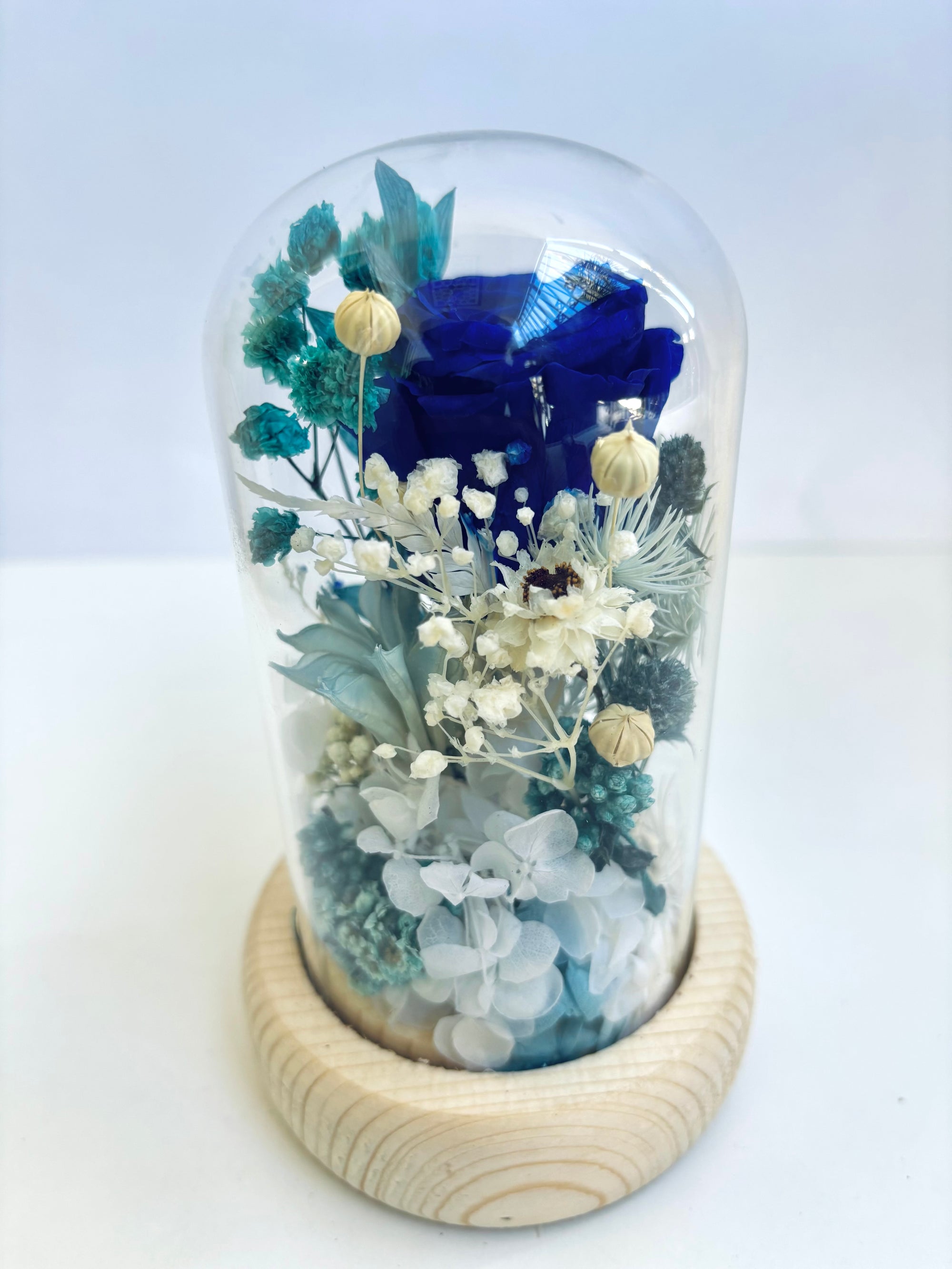 Blue Moon Garden Preserved Flower Glass Dome (Small)