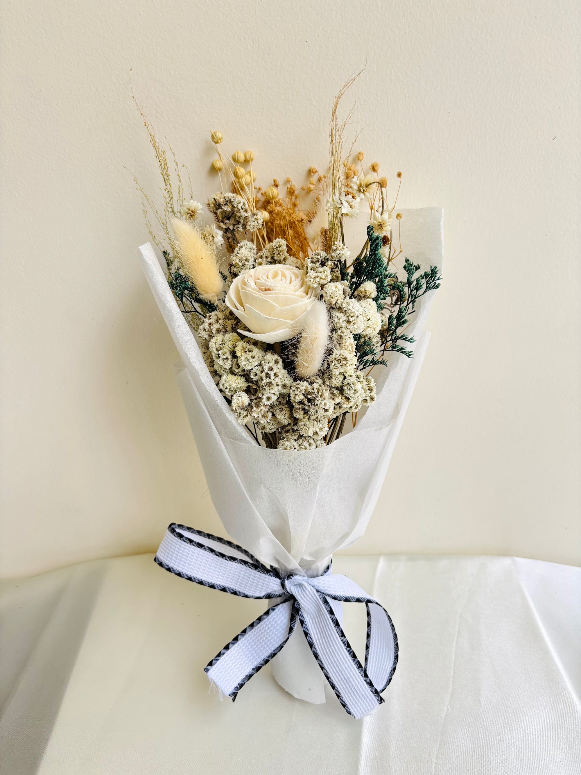 EVER LAST MINI DRIED FLOWER BOUQUET