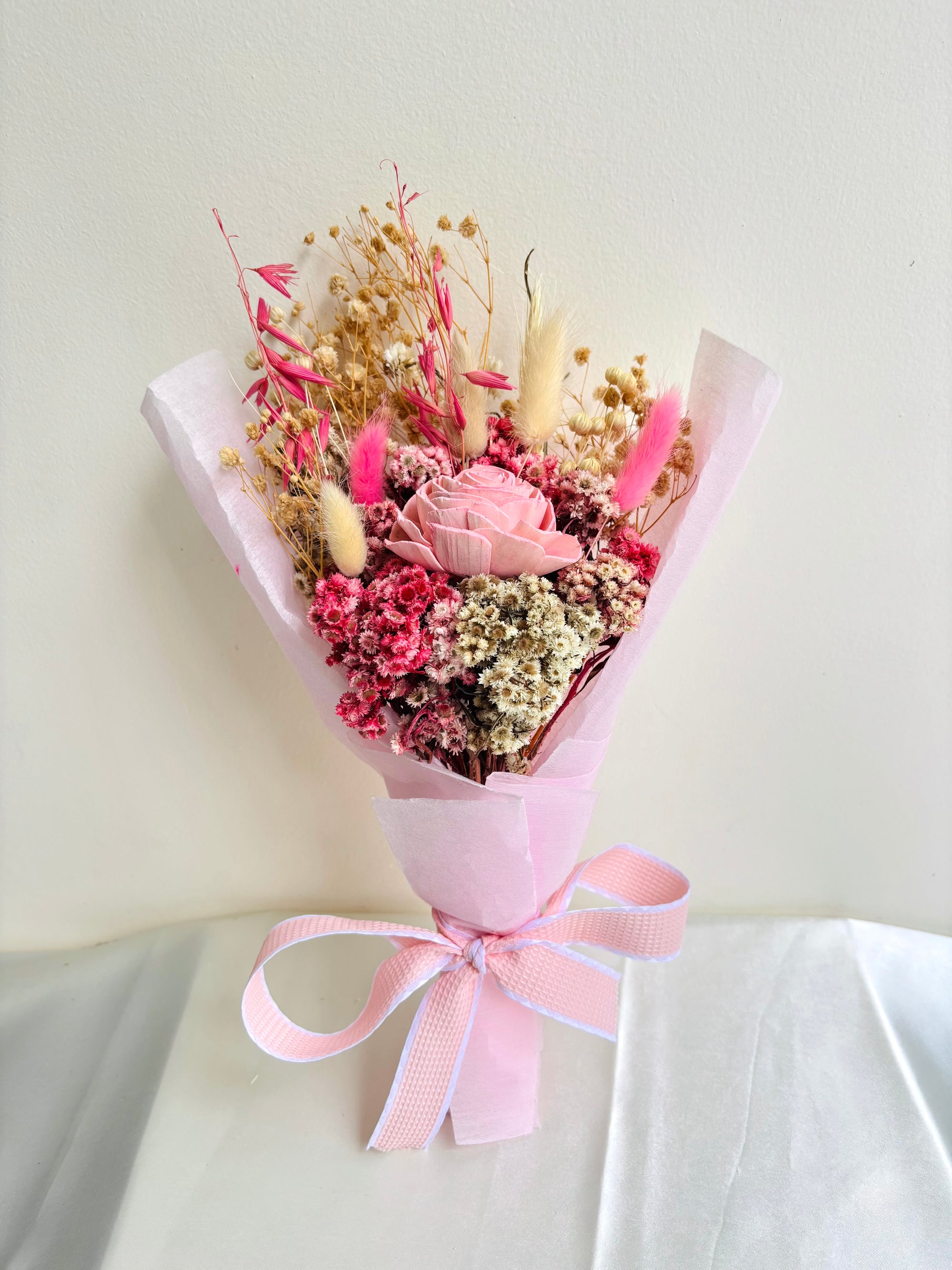 LOVE FLUME MINI DRIED FLOWER BOUQUET