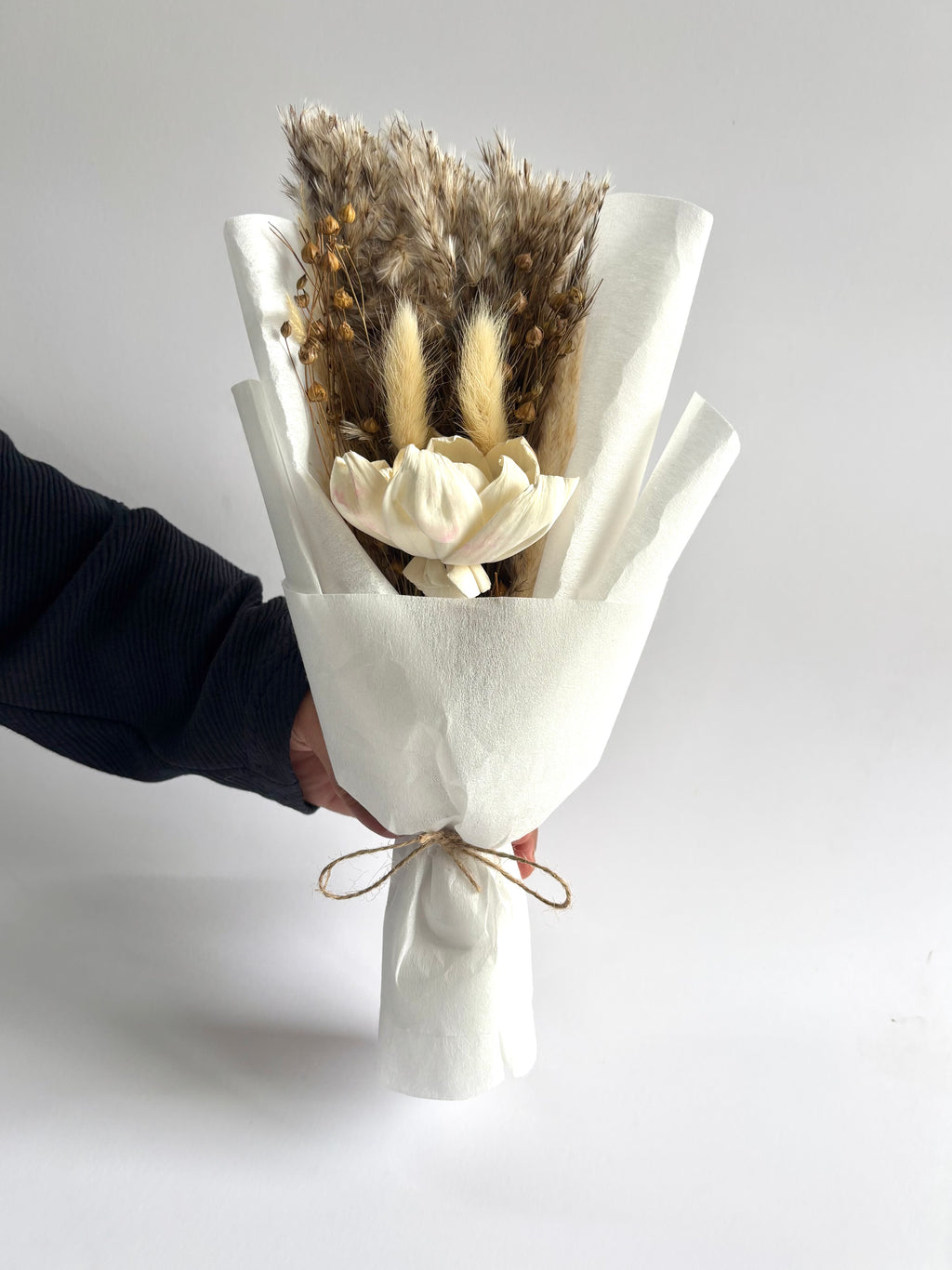 FEATURED CALM MINI DRIED FLOWER BOUQUET