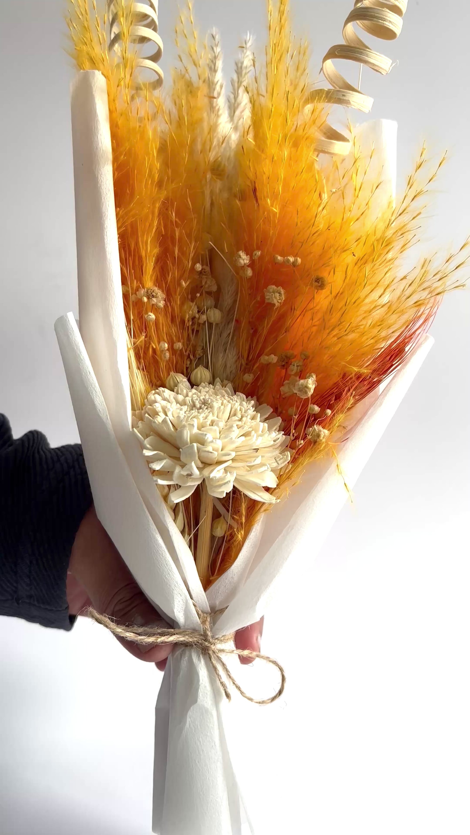 GOLDEN EMBER MINI DRIED FLOWER BOUQUET